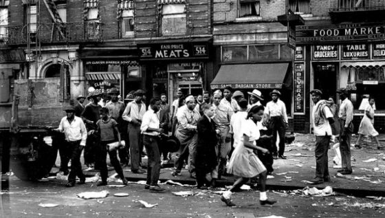 riots-harlem_1943