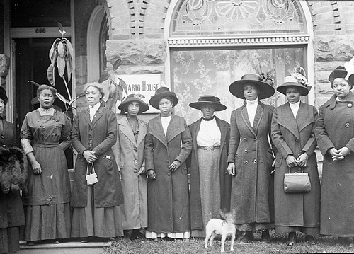African American women in front of YWCA’s Ontario House