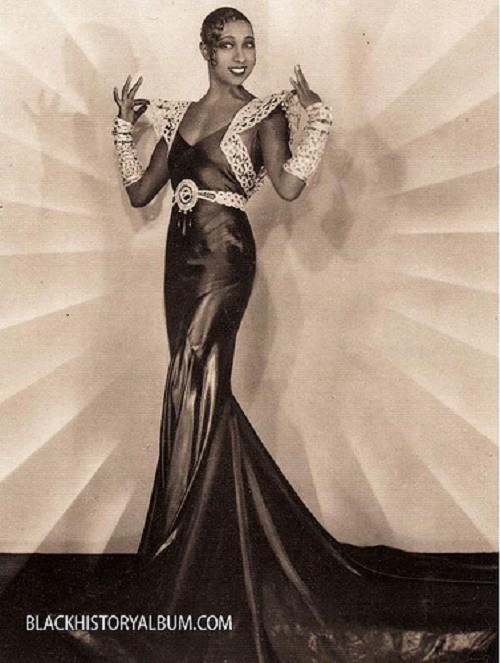 African American Ballerina Vintage Photo Decor INFINITE PHOTOGRAPHS Photo: Josephine Baker 1906-75 Black Pearl Cheese-Cake Pose